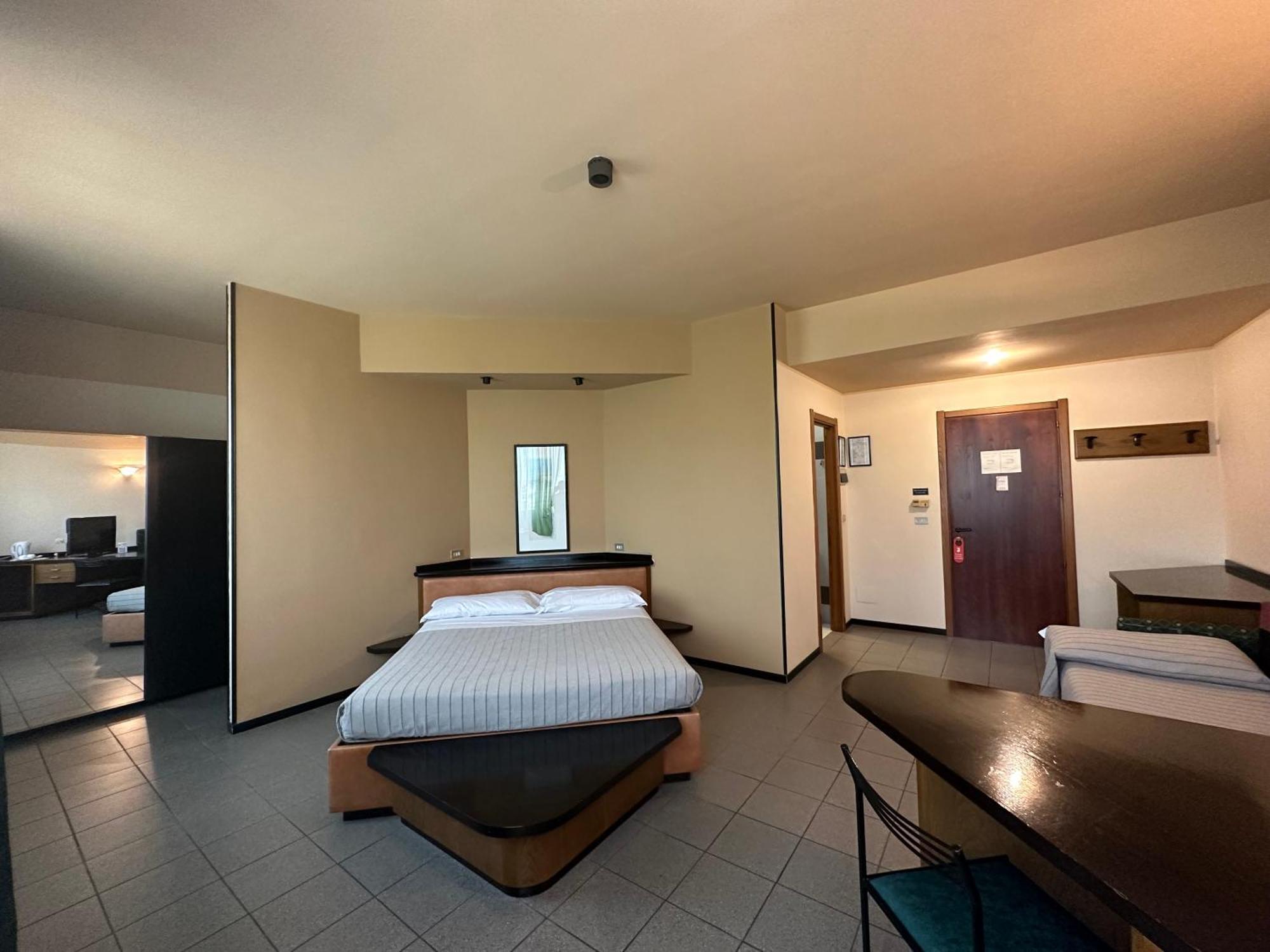 Hotel Griselda Saluzzo Exterior foto